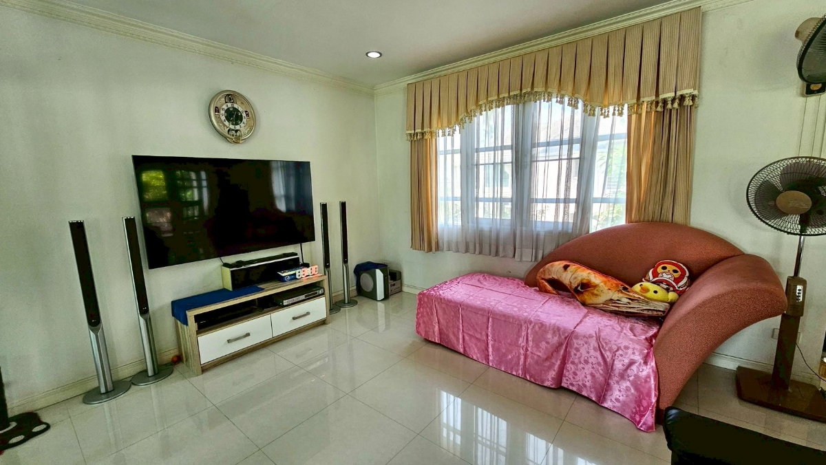รูป ขายบ้านเดี่ยวหรู ริมทะเลสาบ : หมู่บ้านกฤษดานคร 20 ปิ่นเกล้า-กาญจนาภิเษก *บ้านเลขมังกร* ใกล้ The Paseo กาญจนา - รูปที่ 12/23