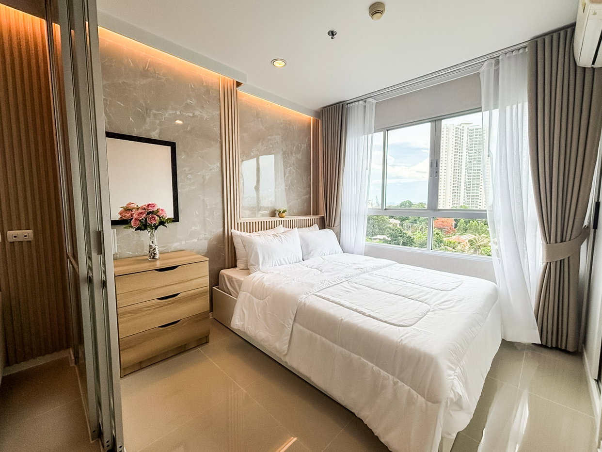 picture Lumpini Ville Naklua Wongamat Studio Condo for Sale City View - 2/8