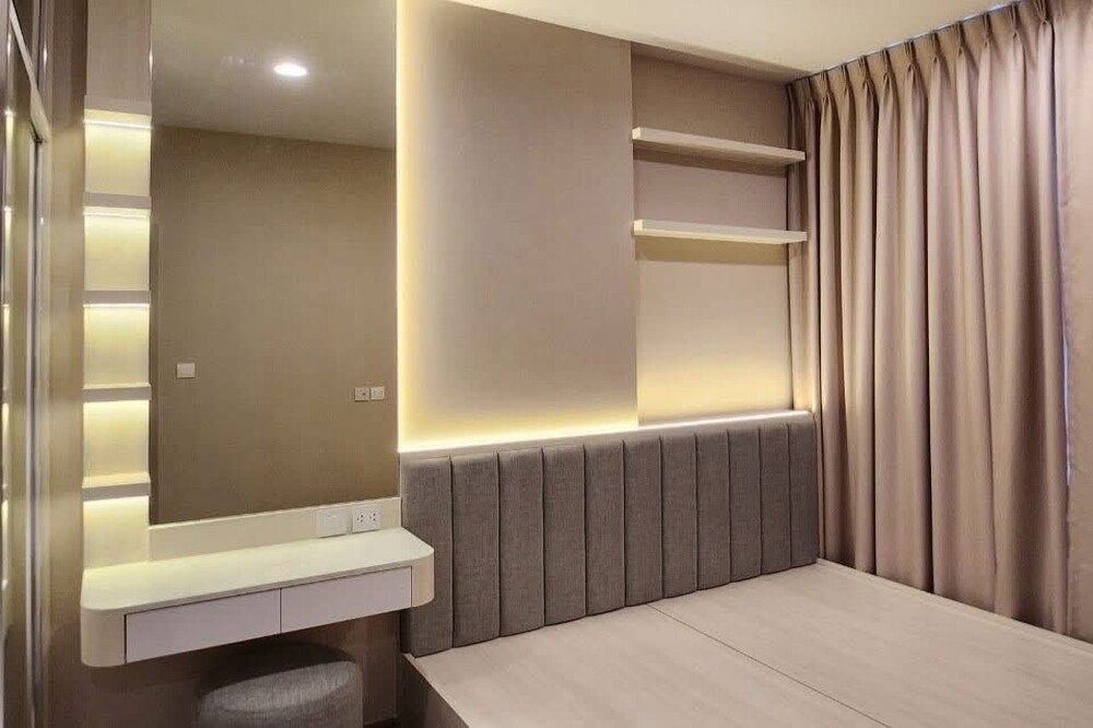 รูป ขาย- เช่าด่วน !! 🔥 Oka Haus, 1 ห้องนอน, 1 ห้องน้ำ, ชั้นสูง 25++, ส่วนกลางอลังการ, ทำเลดี !! Code C20230211695 แต่งครบ, พร้อมเข้าอยู่, ราคาพิเศษ!!📣📣 - รูปที่ 5/8