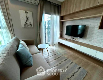 Condos for rent : High-Floor 2-BR 54 Sqm Noble Revolve Ratchada Near MRT Thailand Cultural Centre (200m) (ID 3023388)
