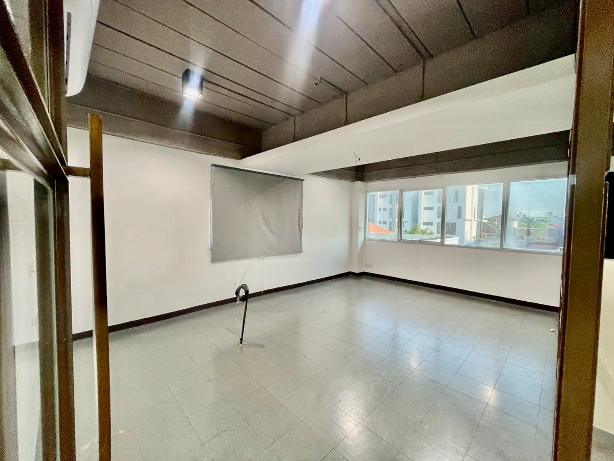 รูป ให้เช่าทำออฟฟิศ(บริเวณชั้น 3)  พื้นที่  240 ตรม. - รูปที่ 8/15