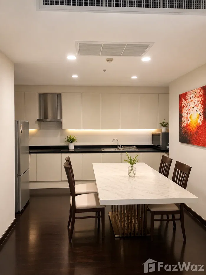 picture Spacious Modern Living Room Condo | Bright & Elegant Interio 6487991 - 3/7