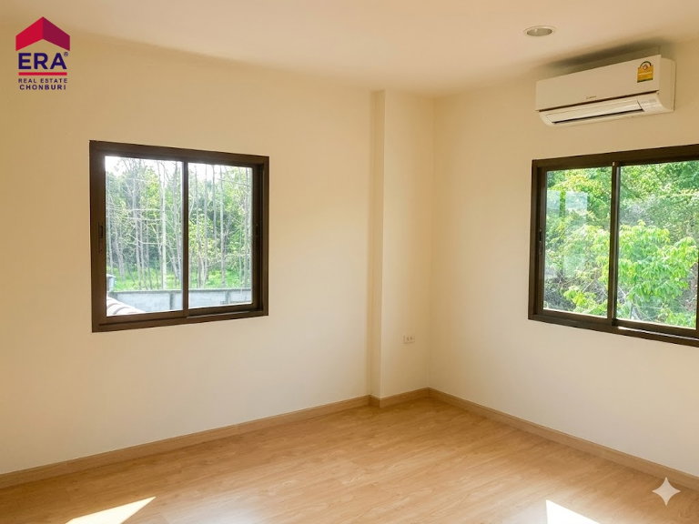 รูป ขายบ้านเดี่ยว 2 ชั้น โครงการโกลเด้น ปาร์ค ศรีราชา บ้านใหม่ พื้นที่ใหญ่ 145 ตร.ว. ใกล้โรงเรียนอัสสัมชัญ ศรีราชา - รูปที่ 11/15