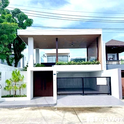 Houses for sale Muang Phuket Phuket : 3 Bedroom Villa for sale in Chalong, Phuket  6485537