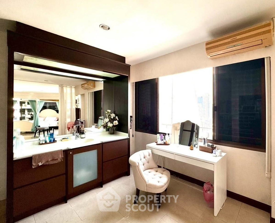 รูป คอนโด 3-ห้องนอน ที่ ศุภาลัย เพลส สุขุมวิท 39 ใกล้ BTS พร้อมพงษ์ (ID 3023971) - รูปที่ 13/19