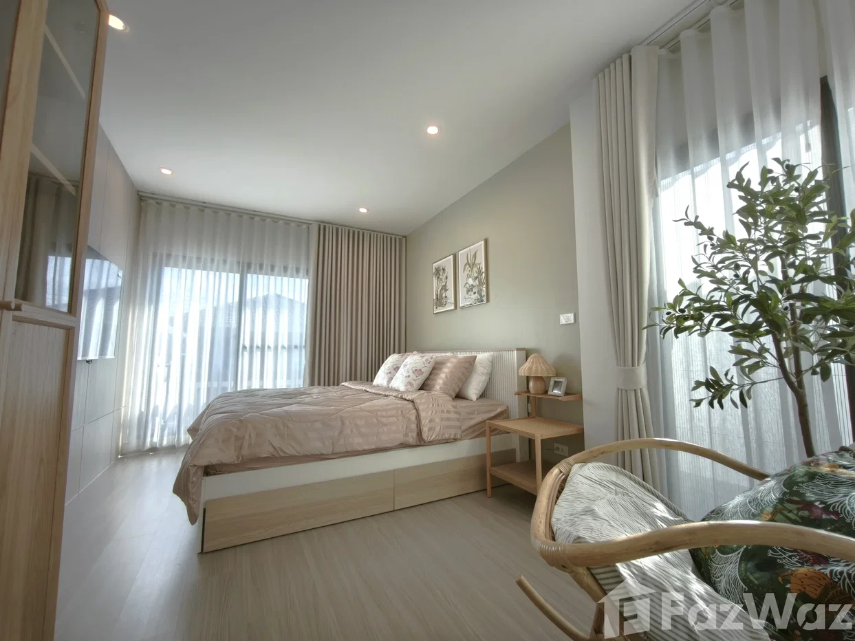 picture Where EverydayLife FeelsCalm,Private,and Thoughtfully Design 6245533 - 5/16