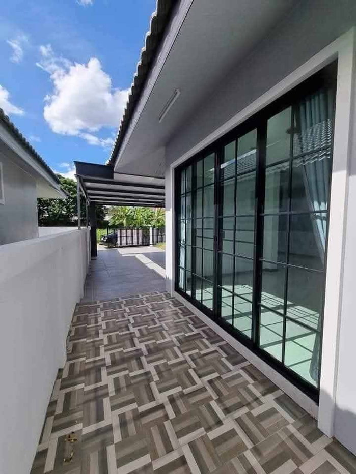 รูป ให้เช่าบ้านใหม่ สนามบินเชียงใหม่ บ้านชั้นเดียวหลังใหญ่ เฟอร์ครบพร้อมอยู่ เลี้ยงสัตว์ได้ (R1262) T.0946511456 - รูปที่ 14/15