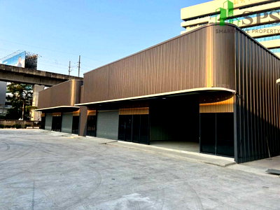 Factory for rent Suan Luang : Warehouse with Office for Rent in Pattanakarn (SPSJP422)