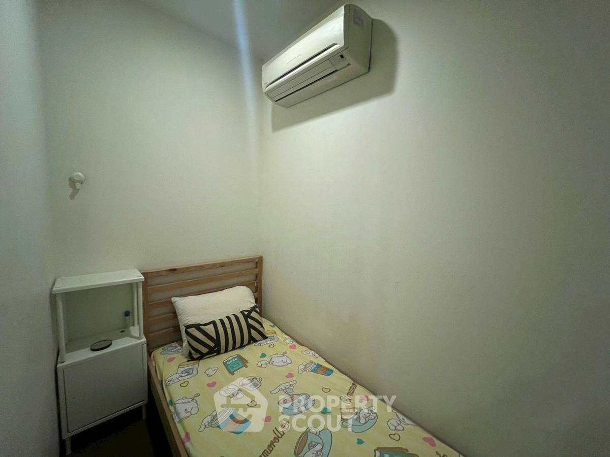 picture 4-BR Condo at Saladaeng One near MRT Si Lom (ID 3025703) - 31/32