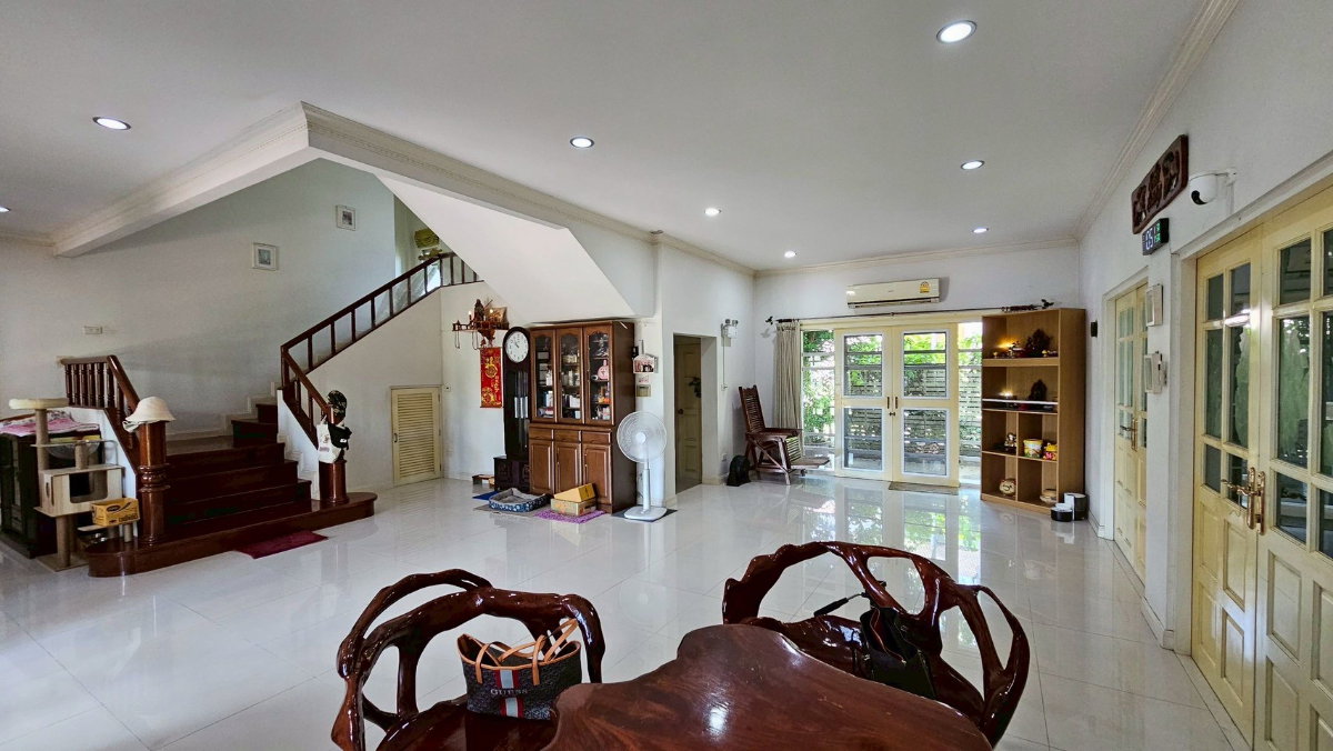 รูป ขายบ้านเดี่ยวหรู ริมทะเลสาบ : หมู่บ้านกฤษดานคร 20 ปิ่นเกล้า-กาญจนาภิเษก *บ้านเลขมังกร* ใกล้ The Paseo กาญจนา - รูปที่ 8/23