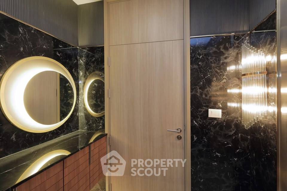 picture 1-BR Condo at Noble Ploenchit near BTS Phloen Chit (ID 3024579) - 9/22
