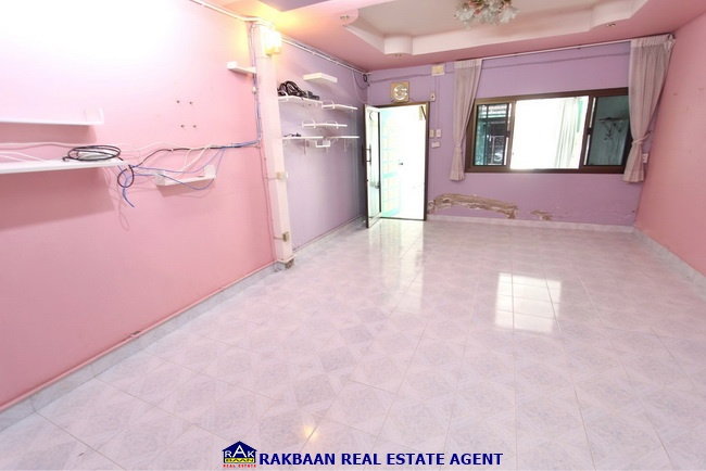 รูป ขายทาวน์เฮ้าส์ฐิติพร 1 รามคำแหง 98 บ้านสวย 24 ตร.ว. 3 นอน 3 น้ำ ครัวบิวท์อิน แถมแอร์ 4, ปั๊ม, แท็งค์, มุ้งลวด, เหล็กดัด ฯลฯ - รูปที่ 7/17