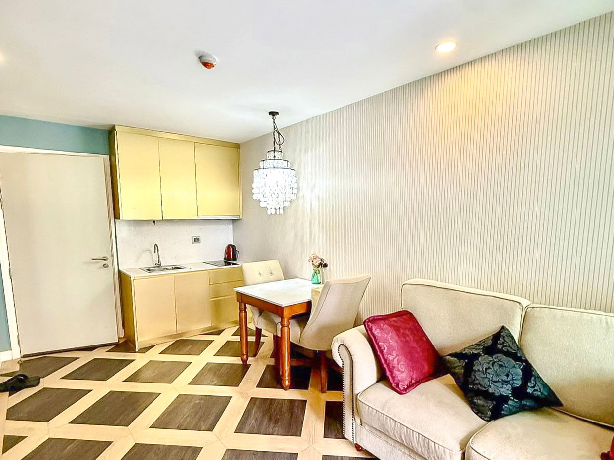 รูป Espana Condo Resort Pattaya for Sale 1Bedroom Pool View - รูปที่ 3/6