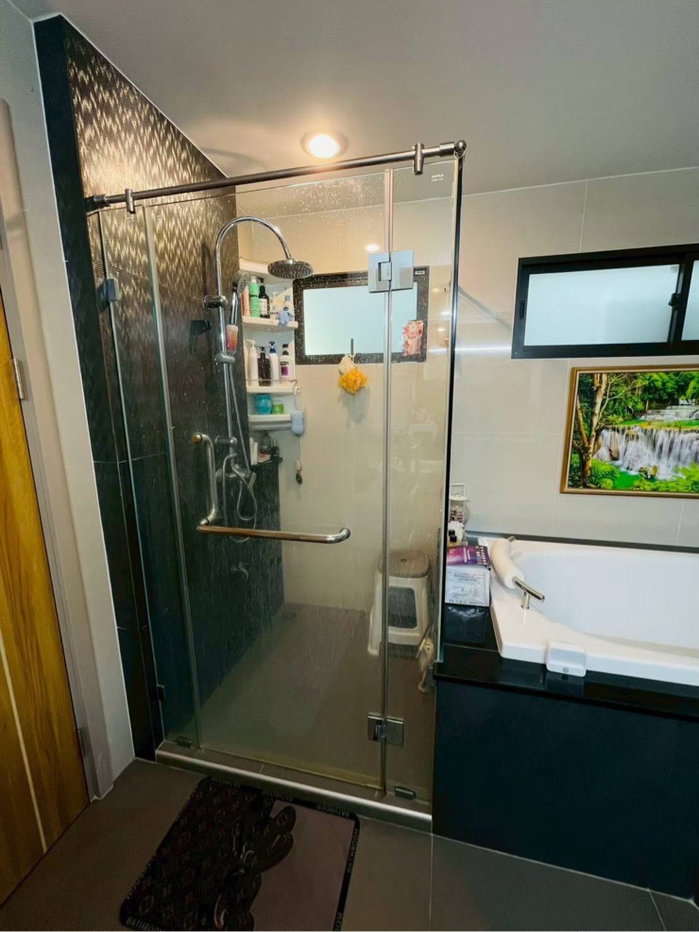 รูป ขายด่วน บ้านหรูเดี่ยว 3 ชั้น หลังริม,หลังมุม -แบบบ้านสไตล์ Prelite -Luxury Buit in ทั้งหลัง -โครงการ ภัสสร-สรงประภา (ดอนเมือง) - รูปที่ 15/36