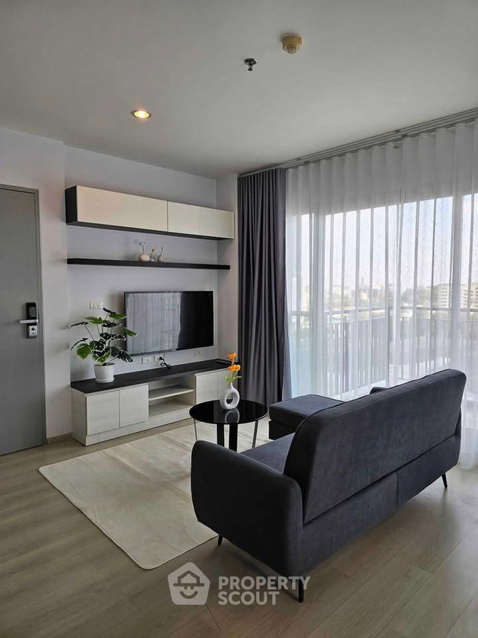picture 2-BR Condo at Life Ratchadapisek near MRT Huai Khwang (ID 3024366) - 9/10