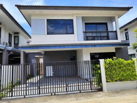 Semi-detached house for sale, Britania Khukhot Station