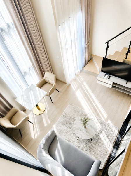 รูป ออริจิ้น ปลั๊ก เพลย์ นนทบุรี เซ็นทรัล นอร์ทวิลล์ คอนโด 1 นอน 1 น้ำ ใกล้ MRTแยกนนทบุรี 300 ม. Duo Space เพดานสูง ขนาด 32 ตร.ม. เฟอร์ฯ - รูปที่ 3/8
