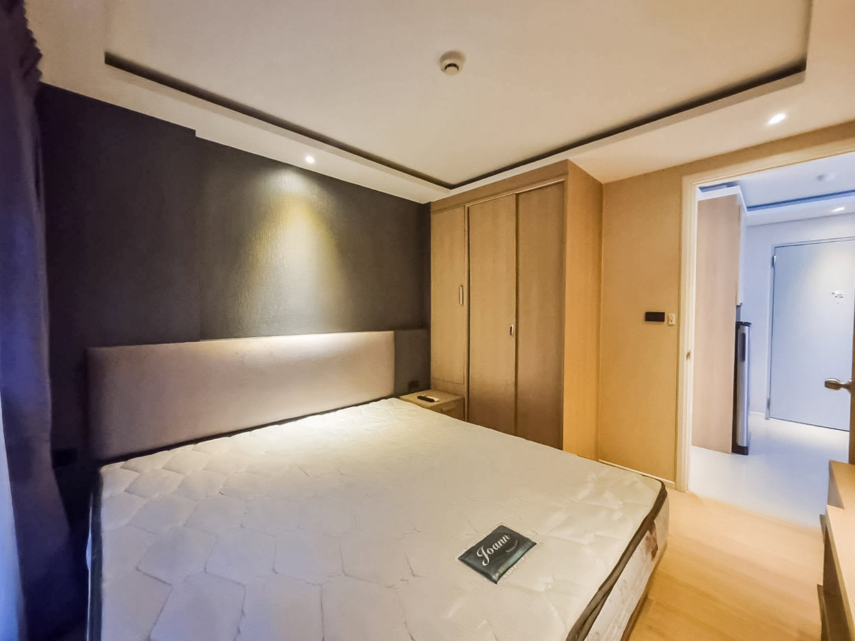 picture Estanan Condo Pattaya 1 Bedroom Condo for Rent Corner Unit - 6/12