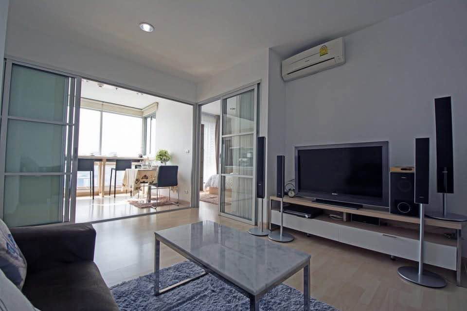รูป ห้องสวย ✨พร้อมเช่า❗️"𝐑𝐡𝐲𝐭𝐡𝐦 𝐑𝐚𝐭𝐜𝐡𝐚𝐝𝐚"  1 ห้องนอน 45 ตร.ม. ติด MRT-รัชดาภิเษก  [250734] - รูปที่ 3/12