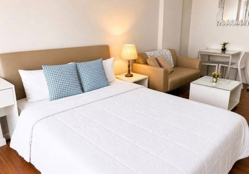  ให้เช่า D Condo Campus Chiang Mai (หลัง มช.) เฟอร์นิเจอร์ครบ พร้อมอยู่  โทร. 098-9690236 แจน
