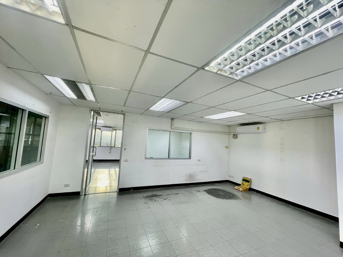 รูป ให้เช่าทำออฟฟิศ(บริเวณชั้น 3)  พื้นที่  240 ตรม. - รูปที่ 12/15