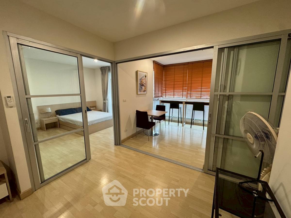 picture 1-BR Condo at Rhythm Ratchada near MRT Ratchadaphisek (ID 3028285) - 10/22