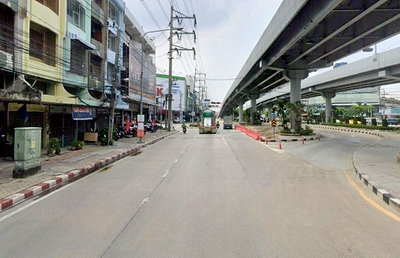 ที่ดิน ถนนสาธุประดิษฐ์ : ขายที่ดินพร้อมสิ่งปลูกสร้าง ติดถนนยานนาวา ใกล้ Lotus พระราม 3