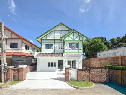 Laddarom Ratchaphruek - Pinklao / 3 Bedrooms #HRP2086