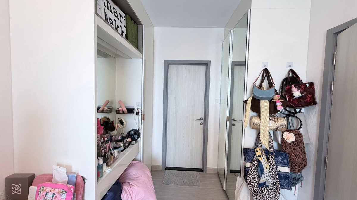 picture For rent: Supalai Lite Thaphra-Wongwianyai, large unit with separate workspace, great lighting, 600 meters from MRT Thaphra. - 10/19