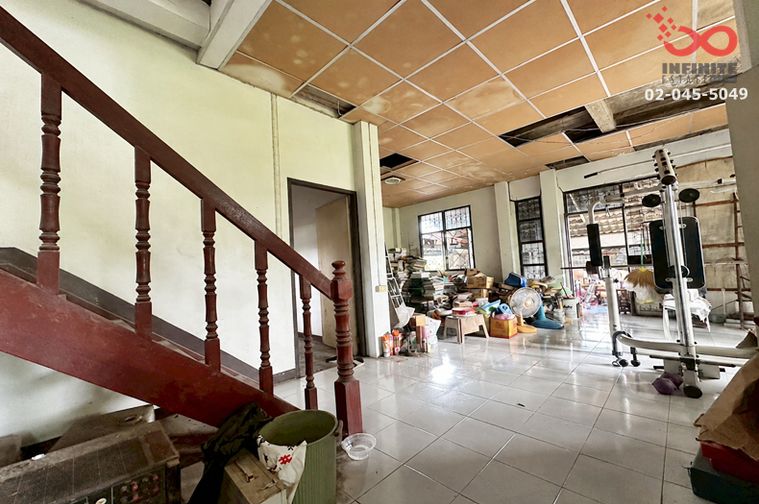 8-bed house for sale, 80 sq wah, Taling Chan