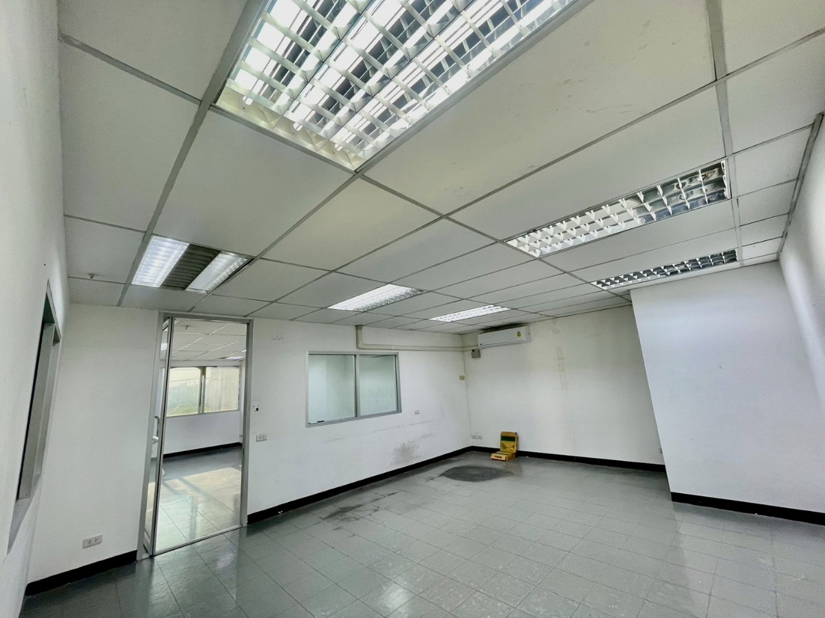 รูป ให้เช่าทำออฟฟิศ(บริเวณชั้น 3)  พื้นที่  240 ตรม. - รูปที่ 9/15