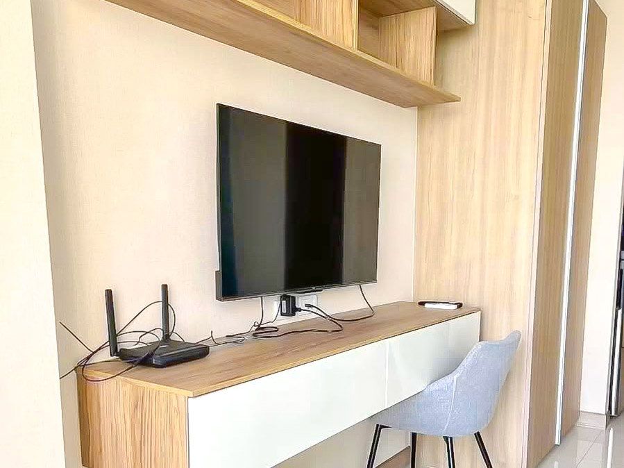 picture The Riviera Wongamat Beach Condo for Rent Studio Sea View - 1/8