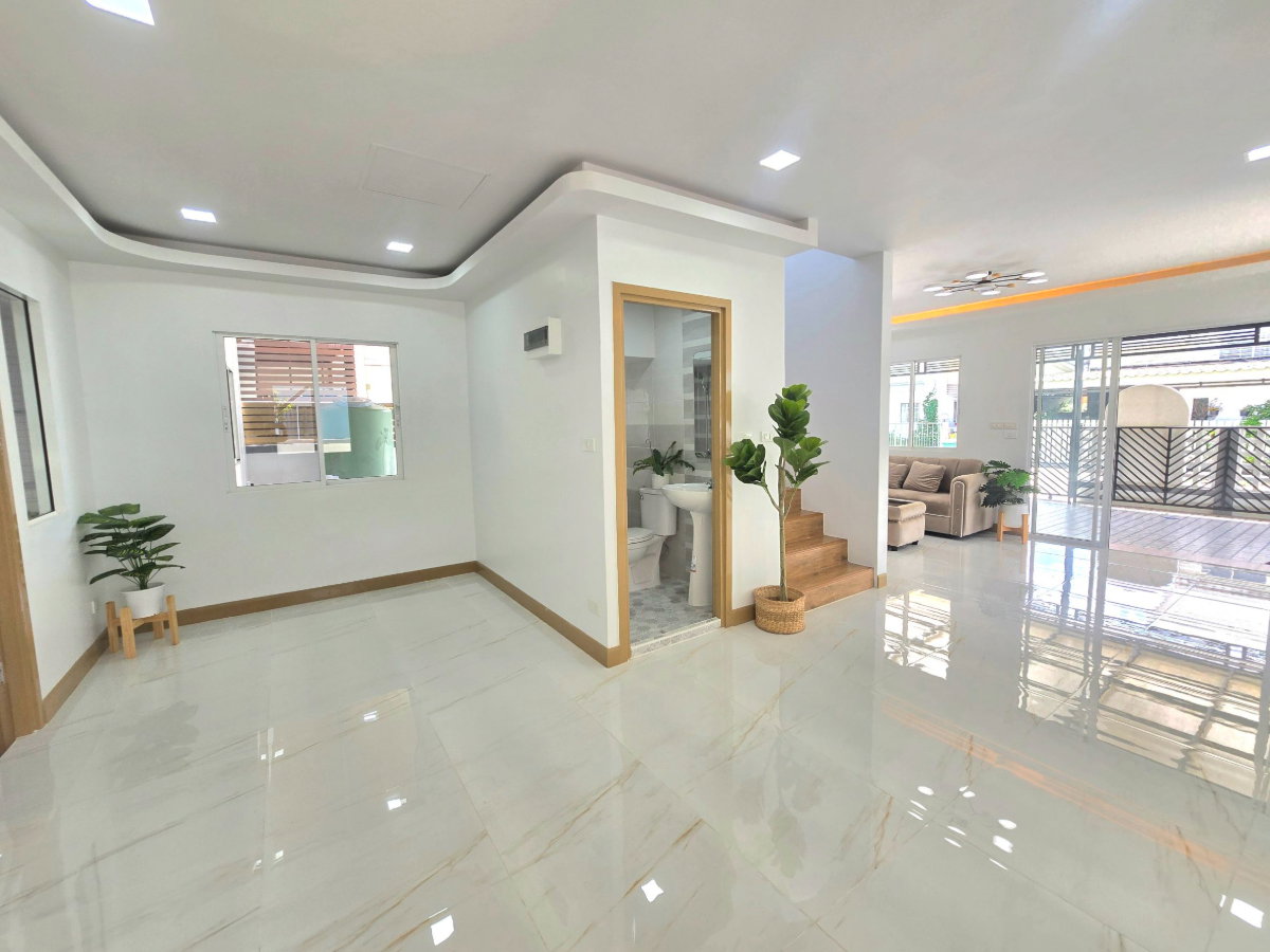 รูป บ้านรีโนเวทใหม่ พร้อมอยู่ ราคาสุดคุ้ม สไตล์โมเดิร์น ทันสมัย ตกแต่งใหม่ทั้งหมด หมู่บ้าน ฟลอร่าวิลล์ เฟส17 ซ.4 สุวินทวงศ์38 ลำผักชี หนองจอก - รูปที่ 16/36