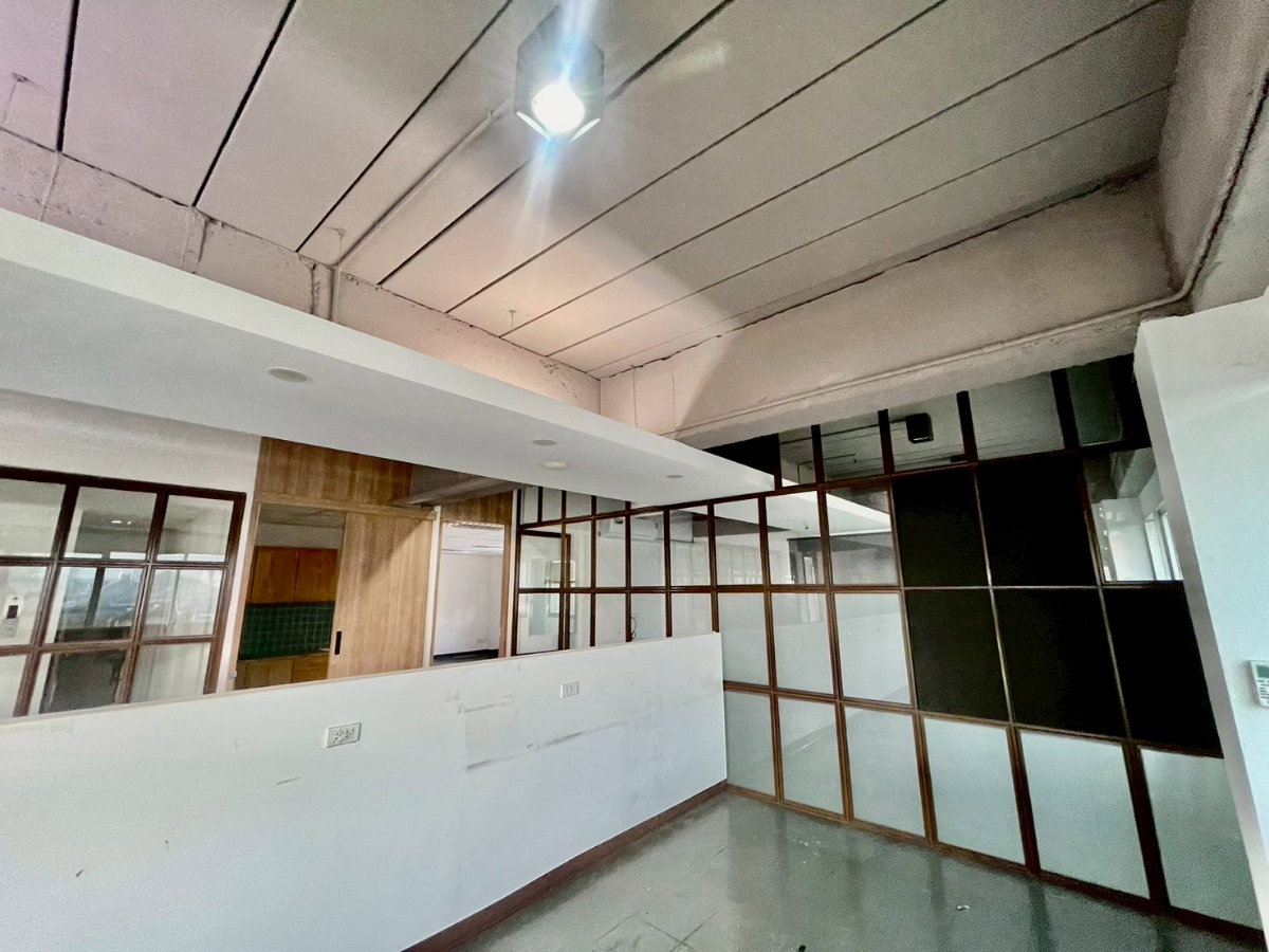 รูป ให้เช่าทำออฟฟิศ(บริเวณชั้น 3)  พื้นที่  240 ตรม. - รูปที่ 6/15