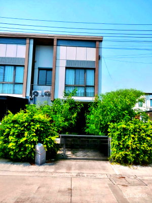 ขายทาวน์โฮม : ขายทาวน์โฮมหลังริมไม่มีบ้านฝั่งตรงข้าม หมู่บ้านพลีโน่ | PLENO พระราม 9-กรุงเทพกรีฑา 2  ซอยกาญจนาภิเษก 25 สะพานสูง กรุงเทพฯ