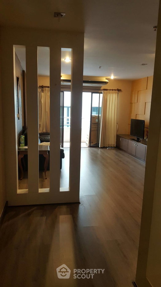 picture 3-BR Condo at Top View Tower Condominium near BTS Thong Lor (ID 824477) - 1/7
