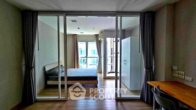 คอนโดให้เช่า : คอนโด 1 ห้องนอน โครงการ Hive Sathorn ใกล้ BTS กรุงธนบุรี 90 ม. (ID 3026167)
