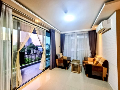 Condos for rent : Estanan Condo Pattaya 1 Bedroom Condo for Rent Corner Unit