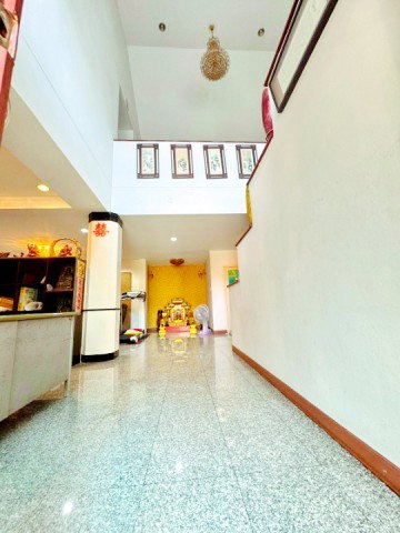 รูป บ้านเดี่ยวหรู 4 นอน ครึ่งไร่ 820 ตร.ม. 4 น้ำ บางบอน 205 ตร.ว. พร้อมสวนส่วนตัวขนาดใหญ่ ตลาดบางบอน 5 700 ม - รูปที่ 2/8
