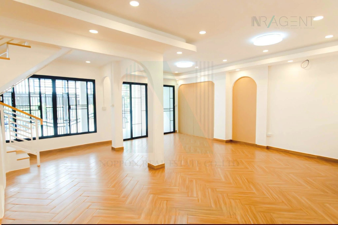 รูป 📌 ขายทาวน์เฮาส์ โครงการ หมู่บ้านประชากรไทย 2 ชั้น 4 ห้องนอน 2 ห้องน้ำ - รูปที่ 4/8