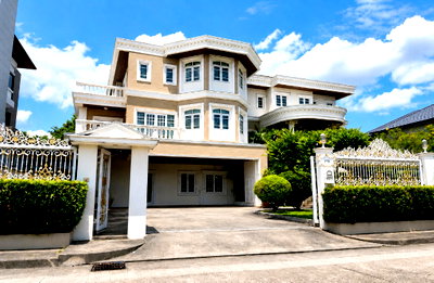 Houses for sale Borommaratchachonnani Rd. : Luxury Lakeside Residence for Sale : Krisadanakorn 20 Pinklao – Kanchanaphisek | Near The Paseo Kanchanaphisek
