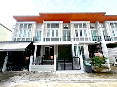 ทาวน์โฮม ถนนวัชรพล : ขาย! บ้านโกลเด้นทาวน์ พหลโยธิน-สะพานใหม่  คลองถนน สายไหม 3นอน คุณภาพสไตล์อังกฤษ ทำเลดี เดินทางสะดวก ใกล้รถไฟฟ้าสายสีเขียว