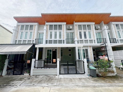 ขาย! บ้านโกลเด้นทาวน์ พหลโยธิน-สะพานใหม่  คลองถนน สายไหม 3นอน คุณภาพสไตล์อังกฤษ ทำเลดี เดินทางสะดวก ใกล้รถไฟฟ้าสายสีเขียว