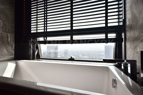 Convenient Travel, Great Value per Square Meter The Esse Sukhumvit 36