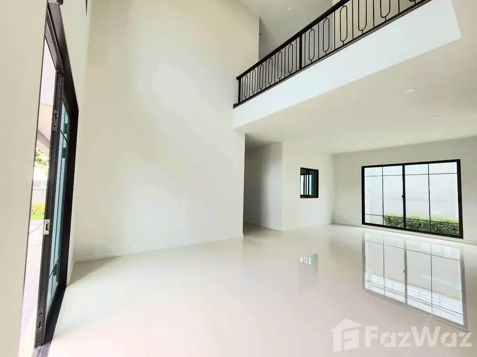 รูป ขาย บ้านเดี่ยว 4 ห้องนอน ในโครงการ แกรนด์ บริทาเนีย กรุงเทพกรีฑา - สุวรรณภูมิ 6491413 - รูปที่ 2/9