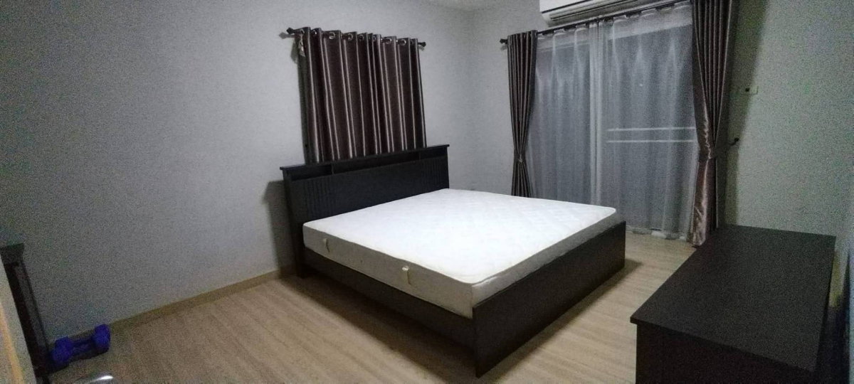 รูป บ้านให้เช่า ในหมู่บ้าน กาญจน์กนกวิลล์ 10 สันผักหวาน หางดง-เชียงใหม่ พร้อมเข้าอยู่ ใกล้บิ๊กซีเหียะ (R1265) T.0946511456 - รูปที่ 6/10