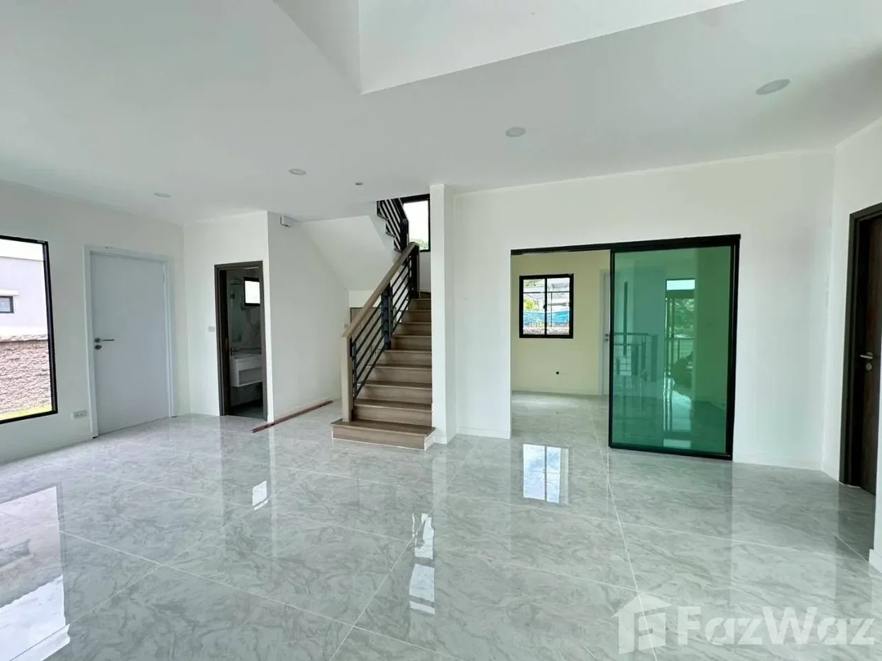 รูป บ้านเดี่ยวกะทู้ 4ห้องนอน 4ห้องน้ำ หน้าบ้านทิศตะวันออก 6481907 - รูปที่ 3/17