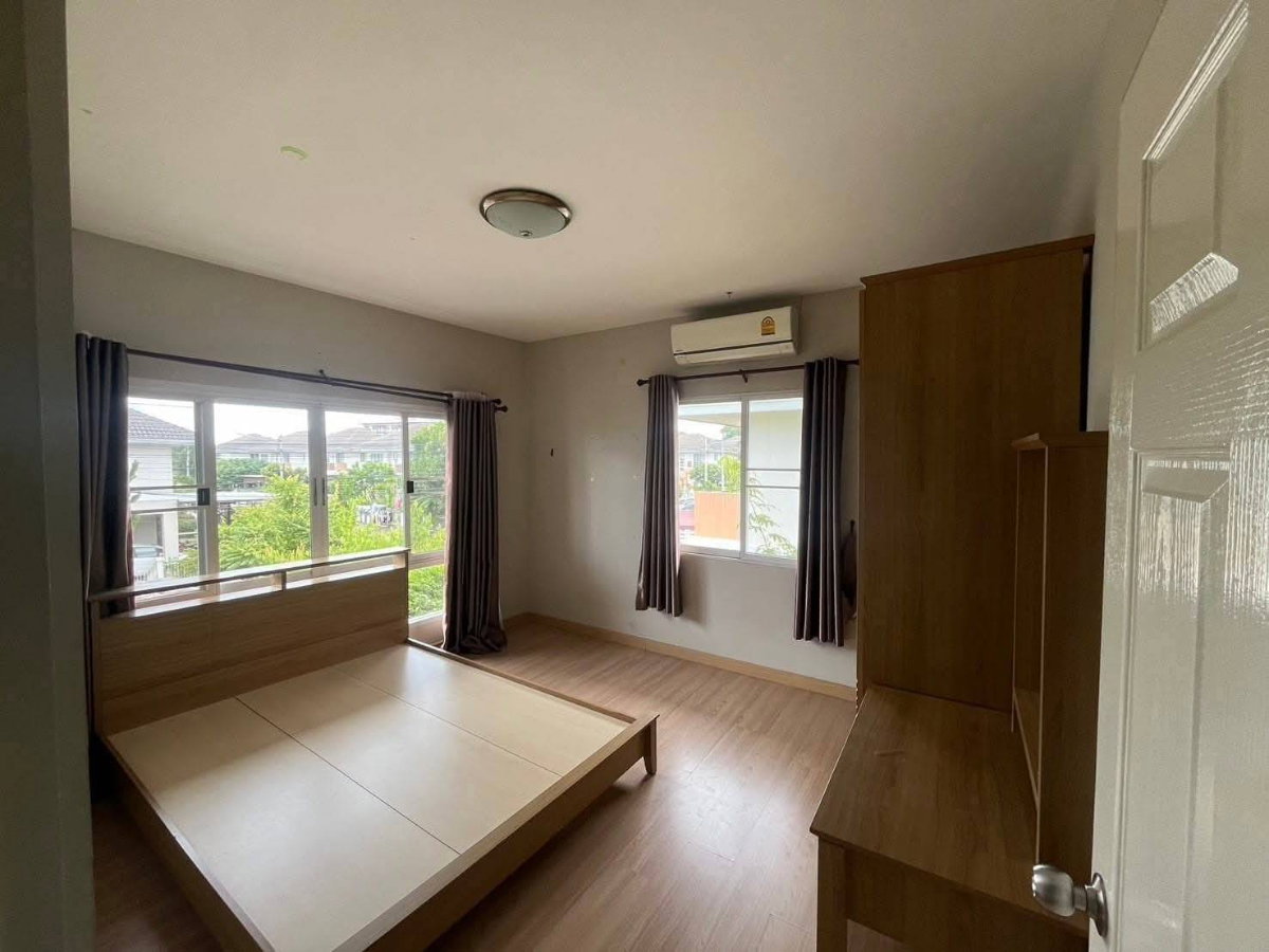 รูป บ้านให้เช่า ในหมู่บ้าน กาญจน์กนกวิลล์ 10 สันผักหวาน หางดง-เชียงใหม่ พร้อมเข้าอยู่ ใกล้บิ๊กซีเหียะ (R1265) T.0946511456 - รูปที่ 5/10