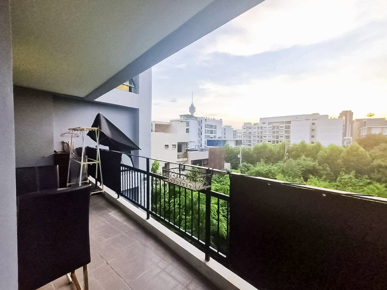picture Estanan Condo Pattaya 1 Bedroom Condo for Rent Corner Unit - 11/12