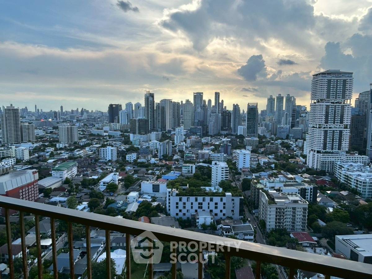 picture 3-BR Condo at Noble Remix near BTS Thong Lor (ID 513664) - 11/14